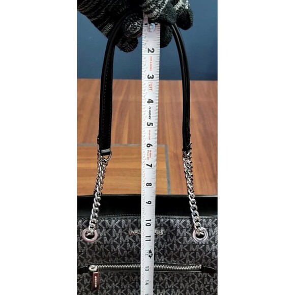 Authentic Michael Kors Jet Set Item Black/Silver Medium Front Zip Chain Tote :) - Picture 6 of 16